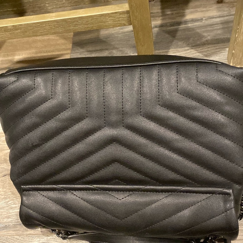 Super cute leather purse! - Picture 8 of 8